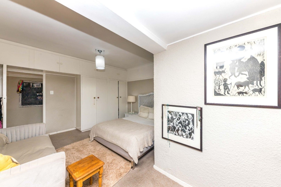 2 Bedroom Property for Sale in Green Point Western Cape